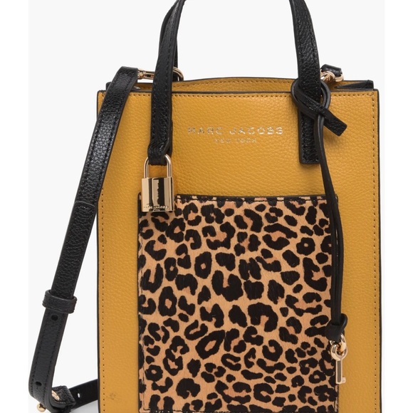 Marc Jacob’s Micro Leather Tote/Crossbody with leopard pocket - Picture 2 of 15